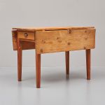 1030 2396 DROP-LEAF TABLE